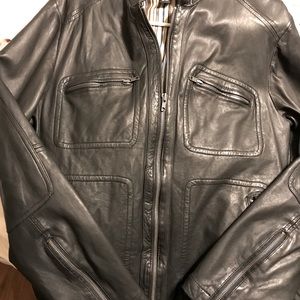 Men’s alfani leather motorcycle jacket.